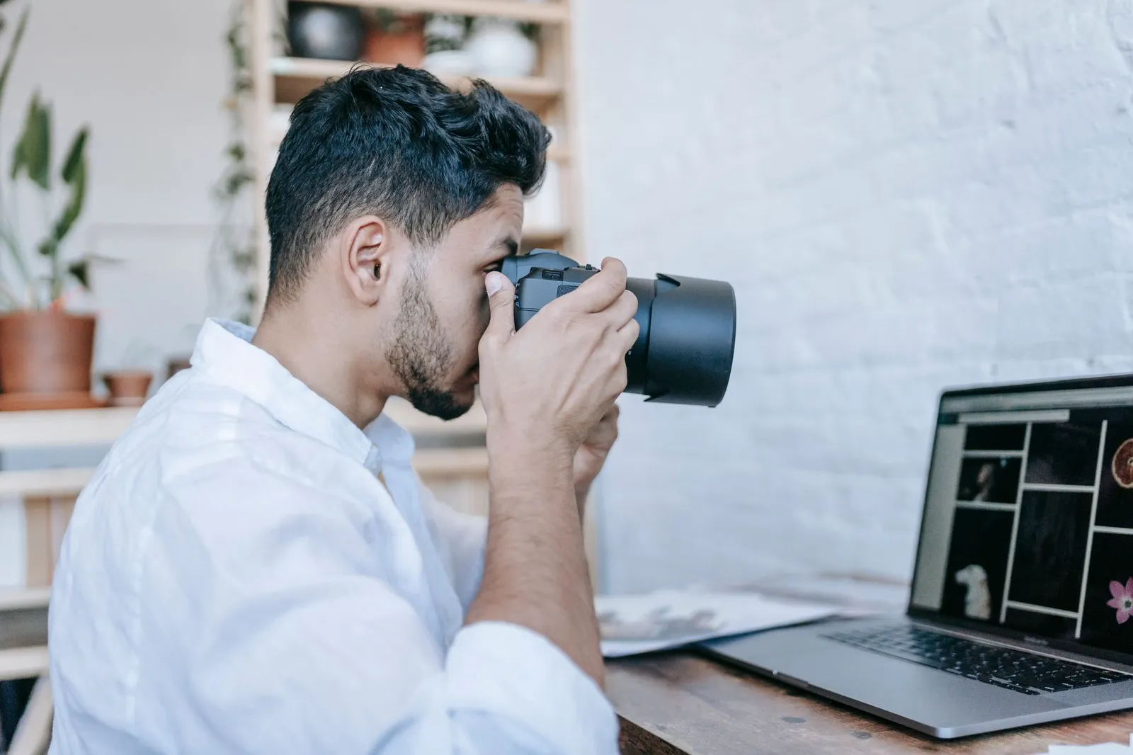 Best Photo Sharing Apps for Photographers 2026, Ranked by Job